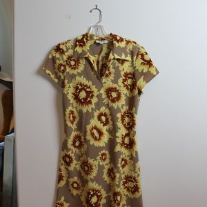 Short Sunflower Dress w/ Collar